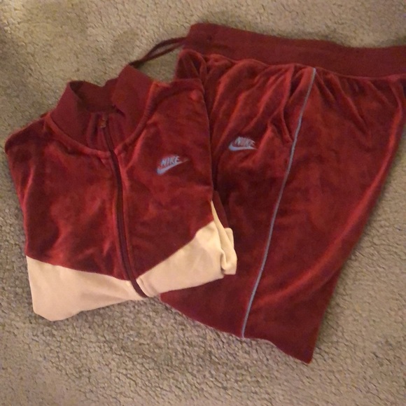 Pants - NIKE jacket and pants set